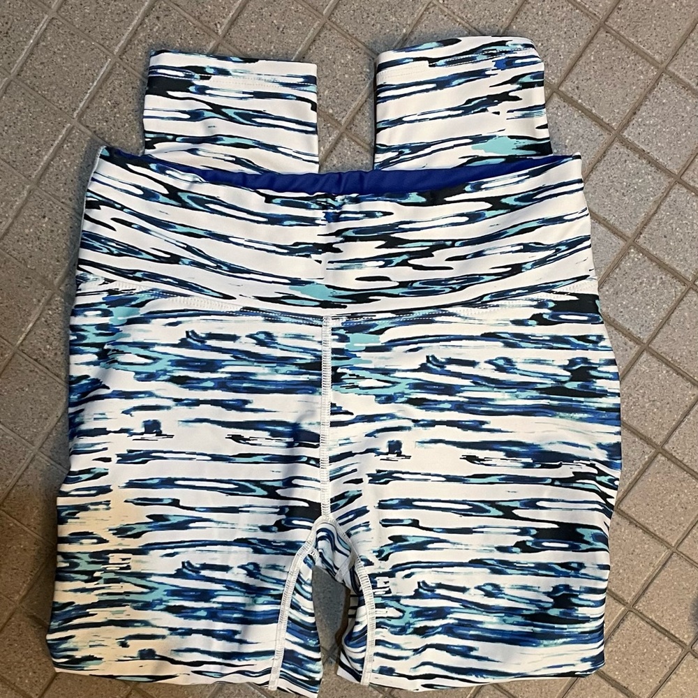 Oiselle Spandos - White Waves